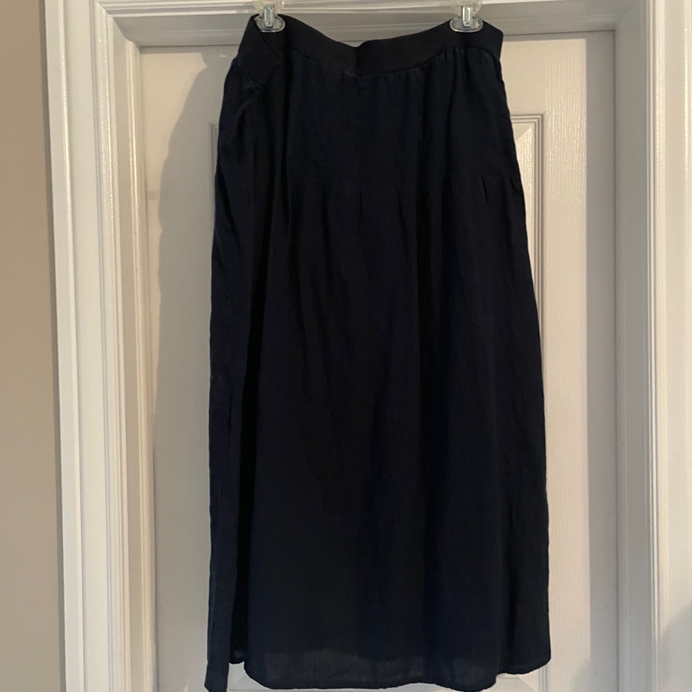 Midi skirt with elastic band